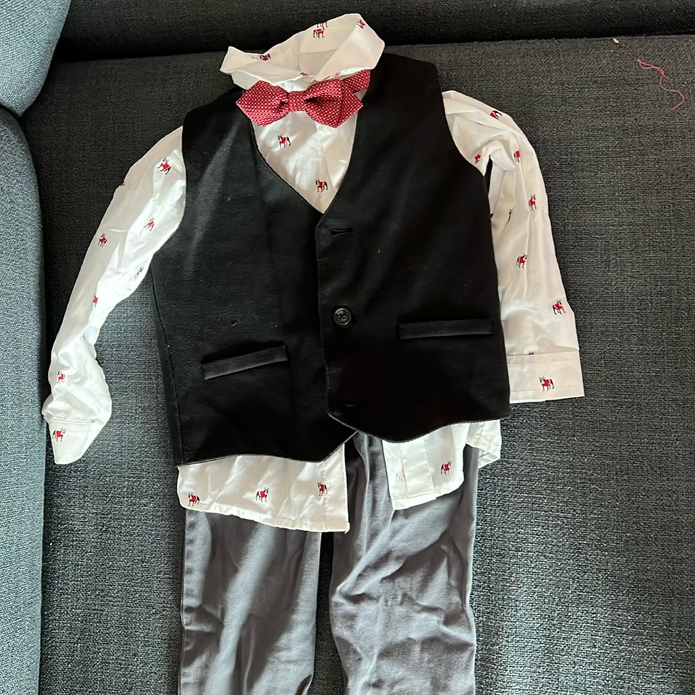 Adorable 4 piece dress set
